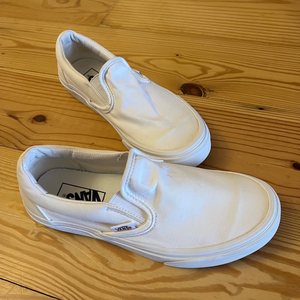 Vans slip on